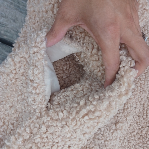 Sadie & Sage Fur Coat - Picture 9 of 10